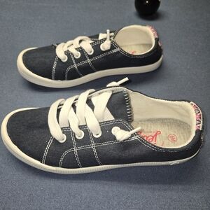 NWOB Jellypop Dallas Womens 6 Kids 4 Denim Casual Sneakers Slip-on Tribal Boho